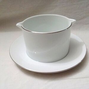 Thomas Germany Platinum Gravy Boat w/Underplate